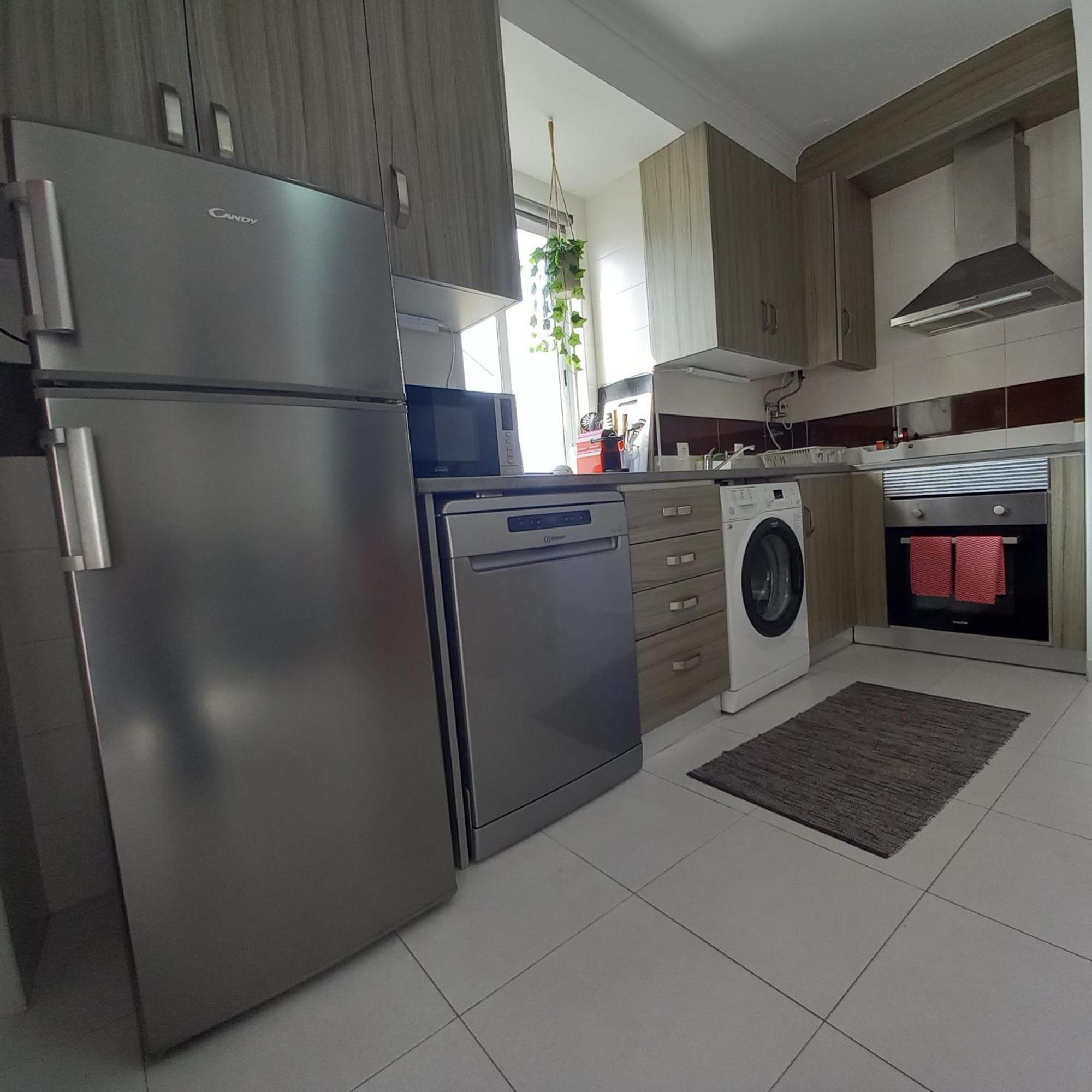 Friendly Peniche Apartment Bagian luar foto